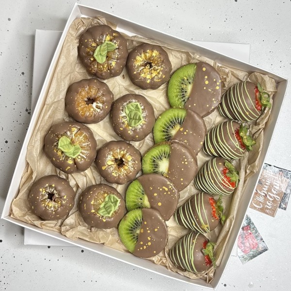 Большой набор сочный микс в шоколаде